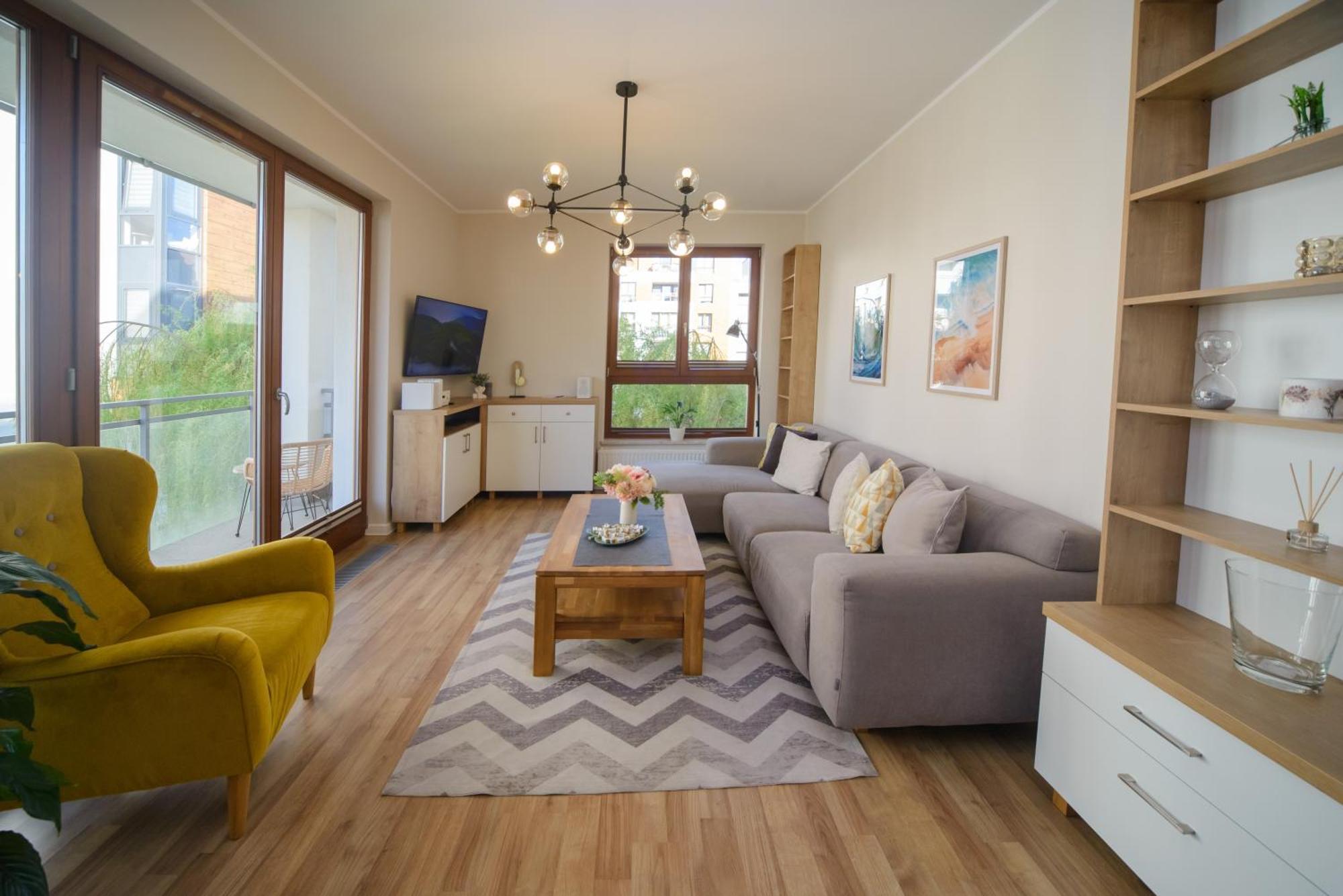 Апартаменти Maya's Flats & 81 - 3 Flat In Garnizon